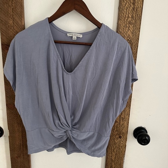 Green Envelope Los Angelas Flowy V Blouse Lavender Women’s Size Small - Picture 1 of 11